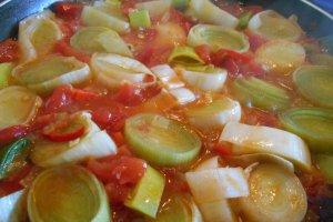 Ciorba de praz, cu legume si paste