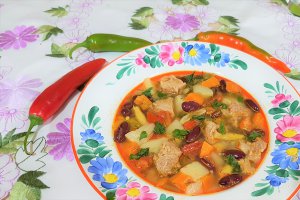 Ciorba taraneasca de purcel