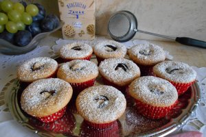 Desert muffins cu prune