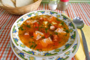 Ciorba de legume, cu afumaturi