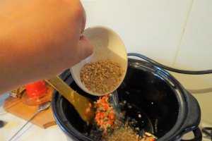Ciorba de coaste afumate la slow cooker Crock-Pot