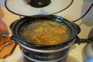 Ciorba de coaste afumate la slow cooker Crock-Pot