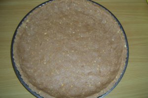 Tarta cu mure si bezea