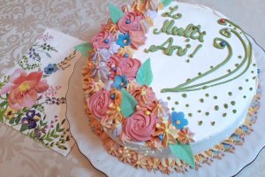 Desert tort cu vanilie si flori