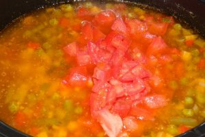 Ciorba cu coaste la slow cooker Crock-Pot