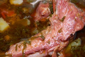 Ciorba cu coaste la slow cooker Crock-Pot