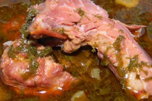 Ciorba cu coaste la slow cooker Crock-Pot