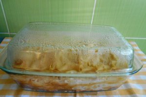 Lasagna cu cartofi si branza sarata