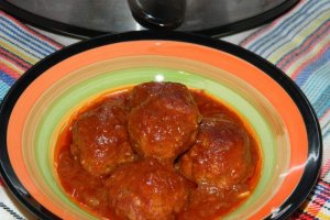 Chiftele marinate la slow cooker Crock-Pot
