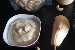 Unt din pere cu nuci de caju