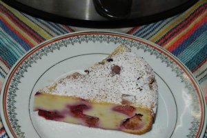 Clafoutis cu prune la slow cooker Crock-Pot