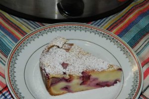 Clafoutis cu prune la slow cooker Crock-Pot