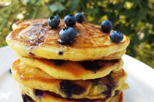 Desert pancakes cu afine