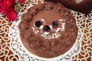 Desert tort cu ciocolata si crema de vanilie