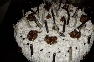 Desert tort de mere cu caramel si frisca