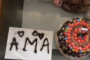 Desert tort cu biscuiti si agrise