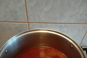 Bors de sfecla rosie