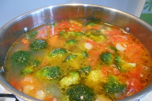 Ciorba de legume, cu broccoli