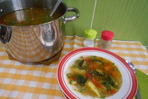 Ciorba de legume, cu broccoli