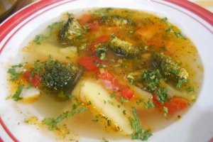 Ciorba de legume, cu broccoli