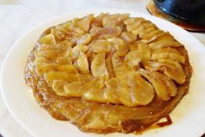 Desert tarta Tatin