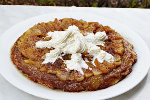 Desert tarta Tatin