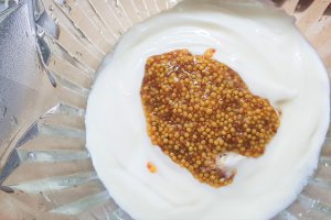 Salata de conopida cu rosii uscate si cabanos