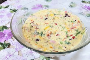 Salata de conopida cu rosii uscate si cabanos