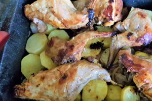 Coniglio al forno -iepure la cuptor