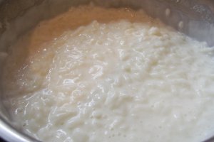 Desert orez cu lapte si mousse de dovleac cu caramel
