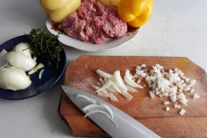 Ardei umpluti cu carne tocata