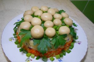 Salata Poienita cu ciuperci, de post