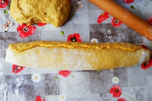 Desert placinte rulate cu dovleac turcesc