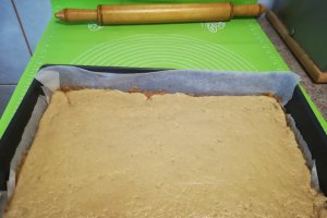 Deliciu de Post: Reteta Simpla si Gustoasa de Prajitura cu Mere