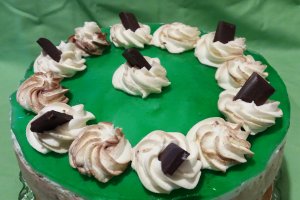 Desert cheesecake cu ciocolata si menta