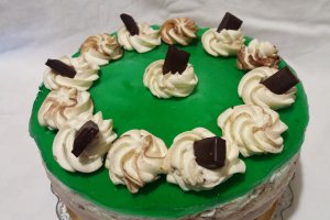 Desert cheesecake cu ciocolata si menta