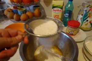 Desert clatite tricolore