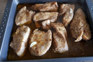 Friptura de curcan cu sos de gutui
