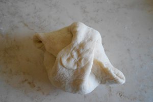 Placinte Poale-n brau de post, cu cartofi si ceapa verde