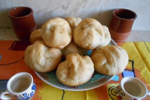 Placinte Poale-n brau de post, cu cartofi si ceapa verde