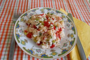 Pilaf cu ardei copti si ceapa verde