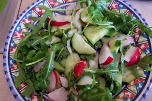 Salata cu macrou afumat si rucola
