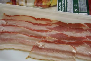 Ficat de pui in bacon
