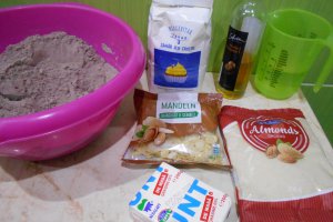 Desert ciocolata de casa, cu migdale