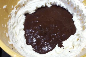 Desert cheesecake cu ciocolata neagra