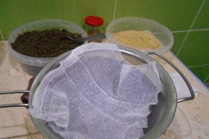 Turte cu julfa si nuci, sau Pelincile (Maicii) Domnului