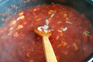 Paste cu piept de pui in sos chilli si mozzarela