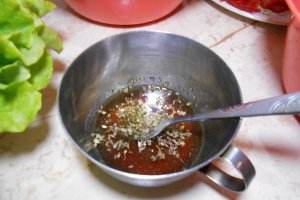 Salata de cartofi, cu ardei copti si salata verde creata