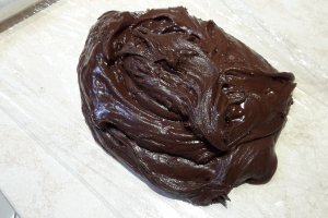 Desert chocolate crinkles