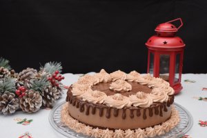 Desert tort cu ciocolata si zmeura